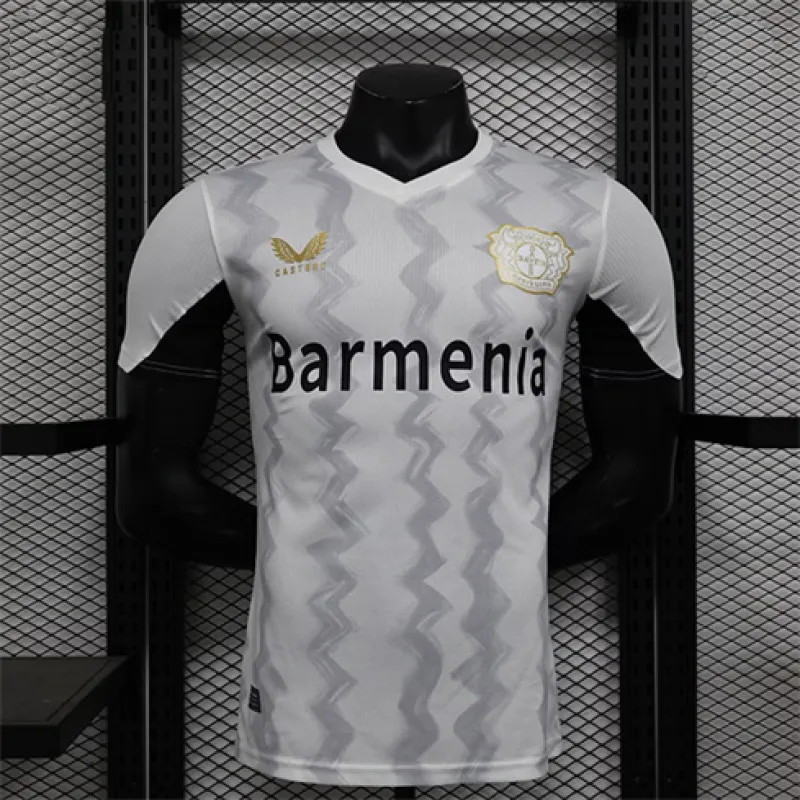 Bayer Leverkusen 2024/25 edizione giocatore, kit fuori casa, bianco