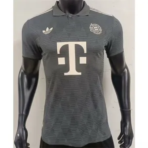 Offerta speciale Oktoberfest della stagione 2024/25 della Bayern Munich - Edizione giocatore - Grigio