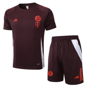 Maglia e shorts da allenamento marroni della Bayern Munich 2024/25