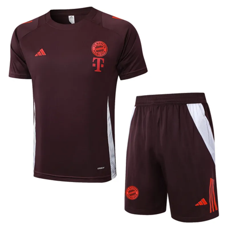 Jersey et shorts de training marron du Bayern Munich 2024/25