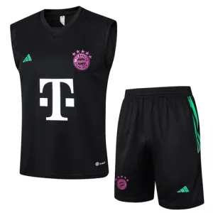 Gilet e shorts da allenamento neri della Bayern Munich 2024/25