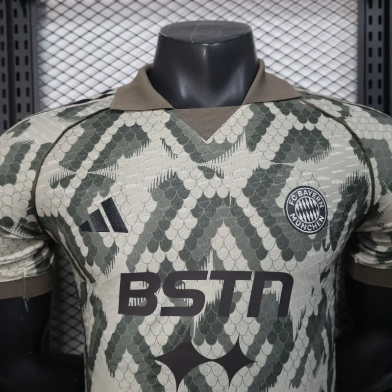 Bayern Munich 2025/26 Special Edition Player Jersey - Green
