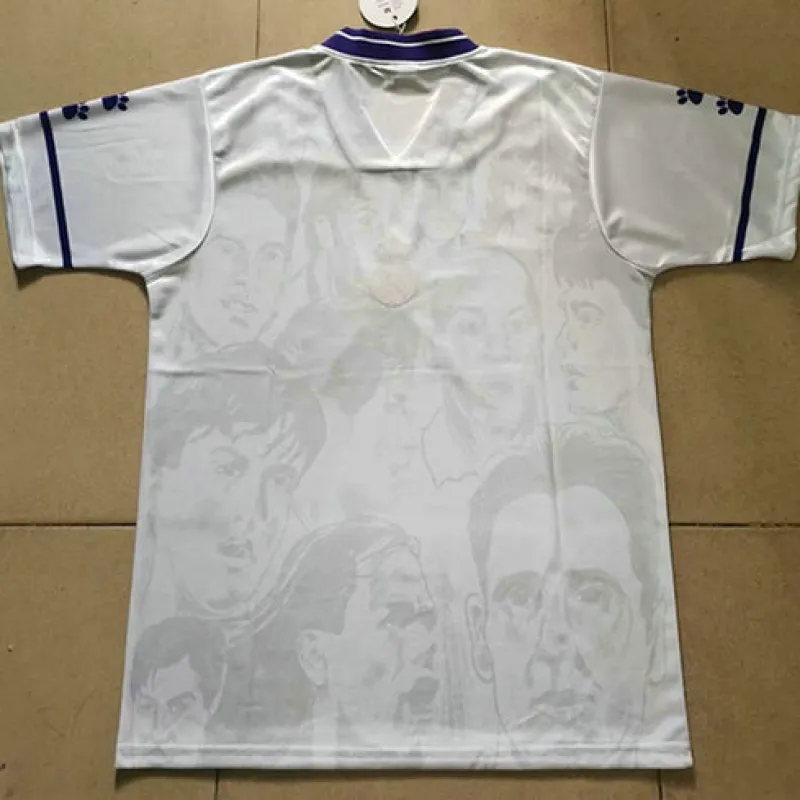 Maillot rétro du Real Madrid 1996/97 pour la Ligue des Champions - Blanc