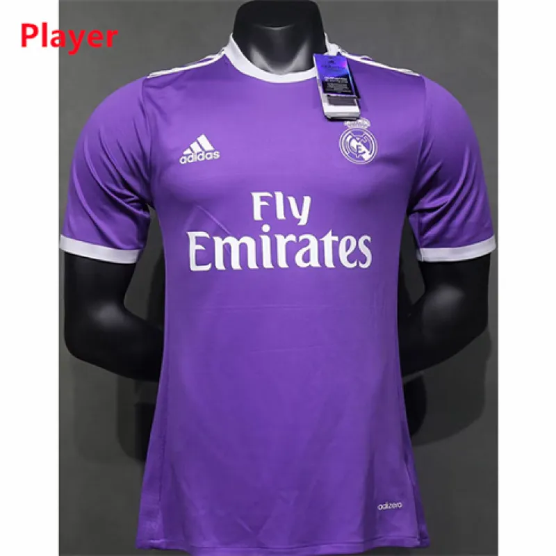 Maillot rétro du Real Madrid 2016/17 Extérieur - Violet