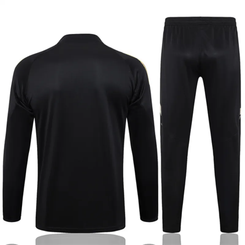 Vêtements de sport du Real Madrid 2024/25 - Noir