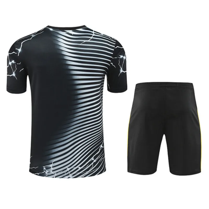 Maglia di allenamento+shorts del Real Madrid 2024/25 - Nero