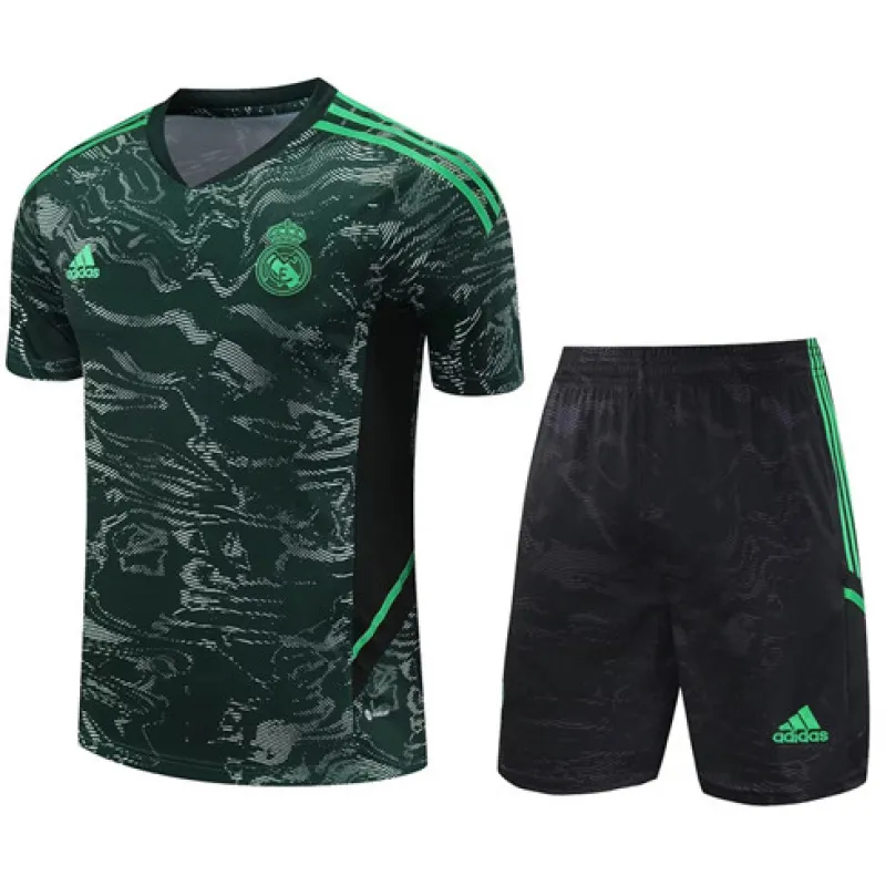Real Madrid 2024/25 kit de entrenamiento verde