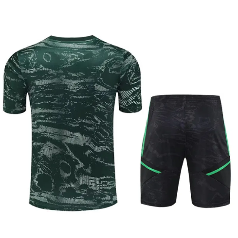 Real Madrid 2024/25 kit de entrenamiento verde