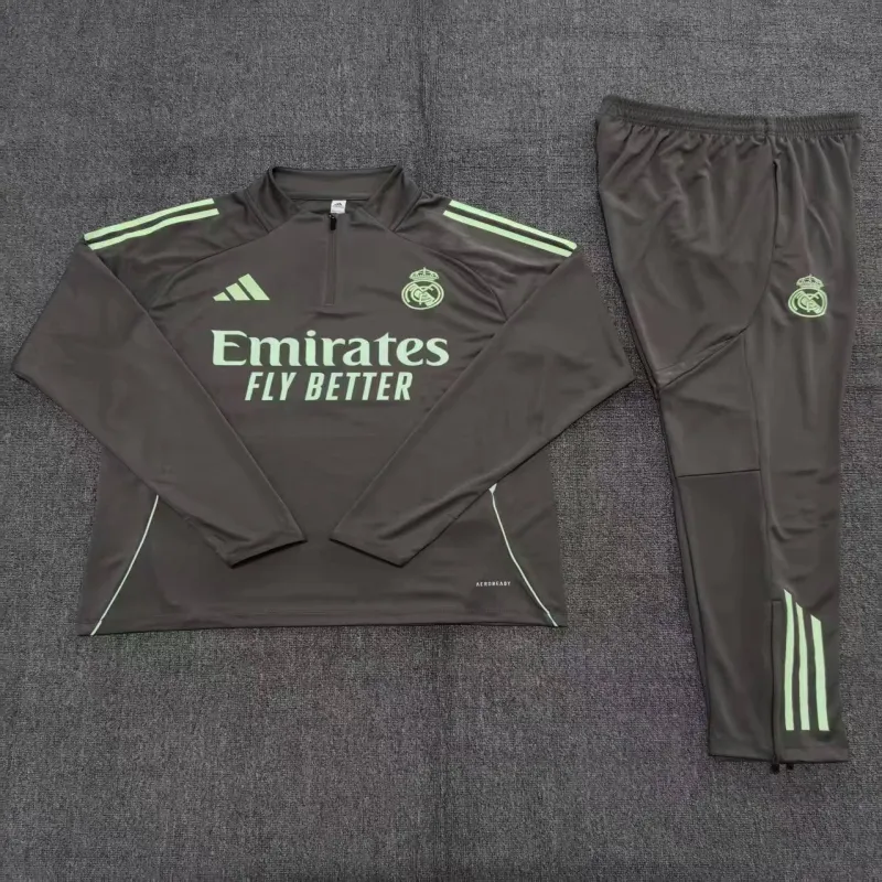 Real Madrid 2025/26 Set Sportivo Bambino cachi