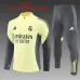Real Madrid 2025/26 Conjunto Deportivo Infantil amarillo