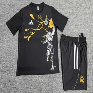 Real Madrid 2025/26 kids Marvel training kit black
