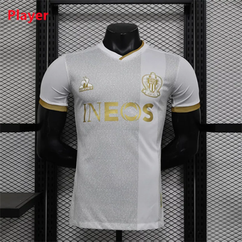 Maglia della versione per giocatori di trasferta 2024/25 dell'OGC Nice - Bianca
