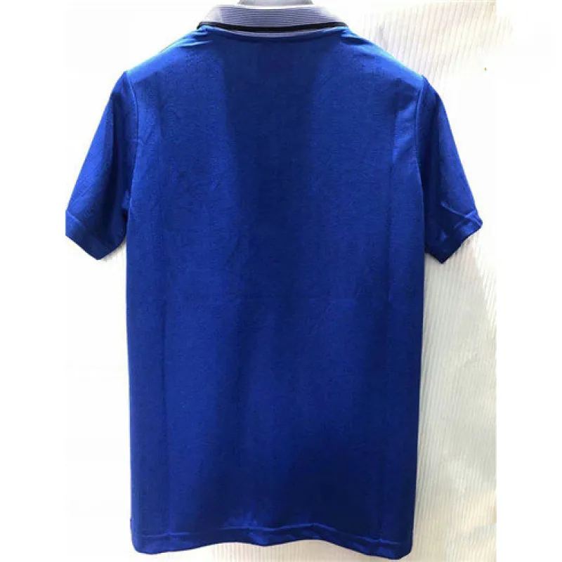 Everton's 1994/95 retro home jersey - blue