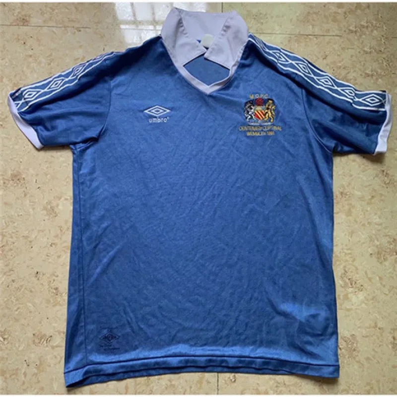 Camiseta de campo de casa retró de Manchester City 1981/82 - Azul
