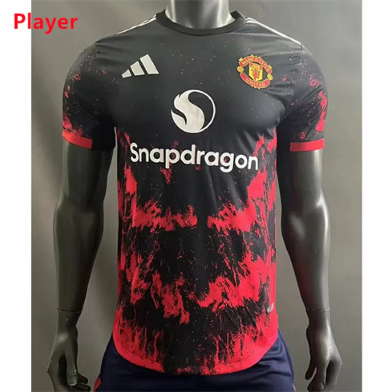 Manchester United 2024/25 Players' Training Jersey - Black/Red