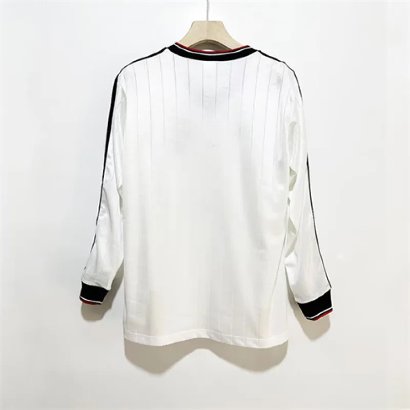 Manchester United 1982/83 Away Long Sleeve Retro Jersey - White