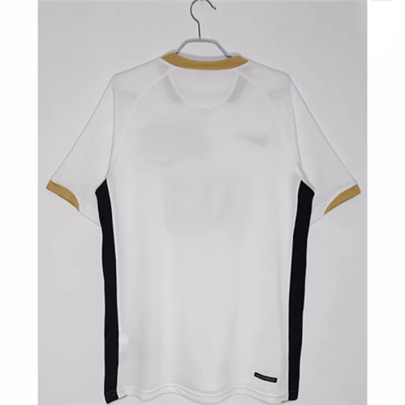 Manchester United Retro Jersey 2006/07 Away - White