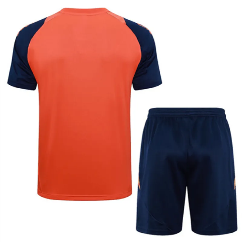 Manchester United Training Jersey + Shorts 2024/25 Orange