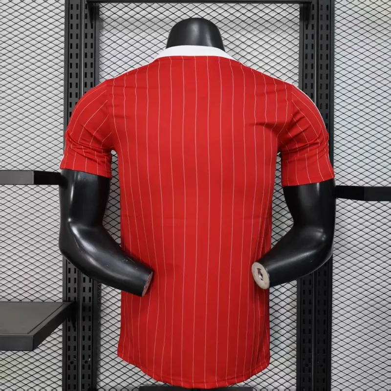 Manchester United Spieler-Trikot Freizeitedition 2025/26 - Rot