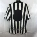 Maglia di casa retrò di Newcastle United 1997-99 - Nero/Bianco