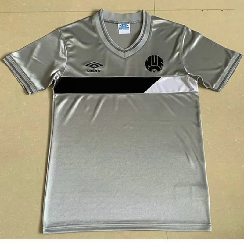 Maillot extérieur rétro de Newcastle United 1986 - Gris
