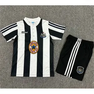 Camiseta retró de casa para niños de Newcastle United 1995-97 - Negro/Blanco