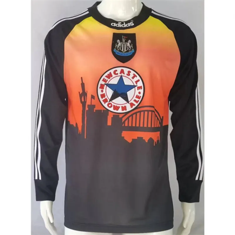 Maillot rétro à manches longues de gardien de Newcastle United 1996/97 - Noir