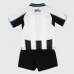 Newcastle United Niños 2025/26 Kit de casa - Negro/Blanco