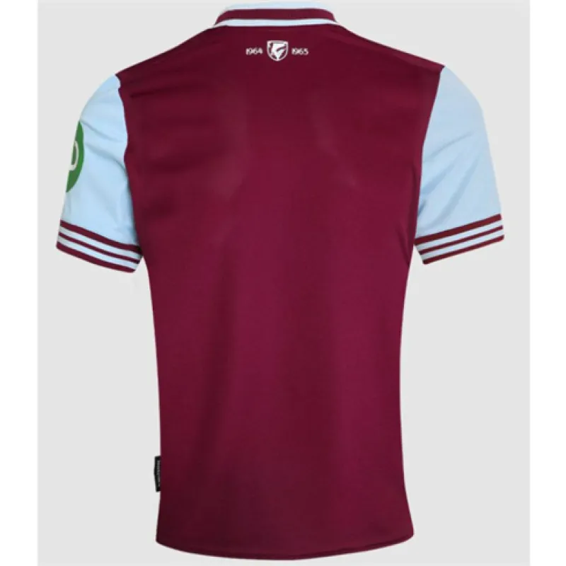 Il kit di casa di West Ham United per 2024/25 - Rosso