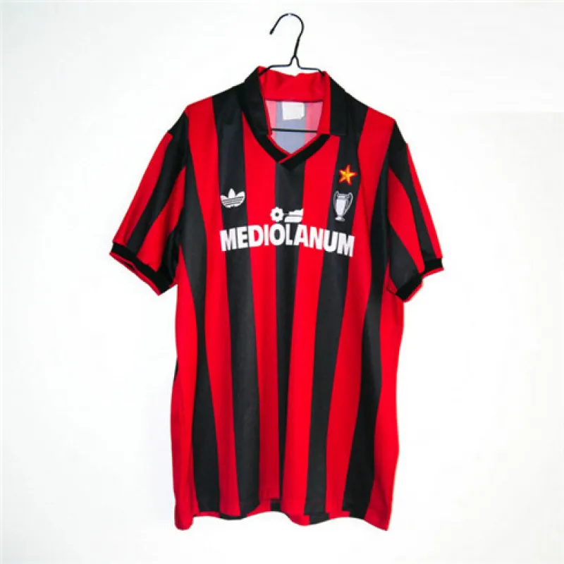Maillot rétro d'hommes de l'AC Milan 1990/91 - Rouge