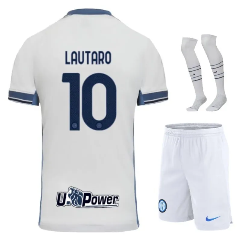 Il kit per bambini di trasferta 2024/25 dell'Inter Milan di Lautaro - Bianco