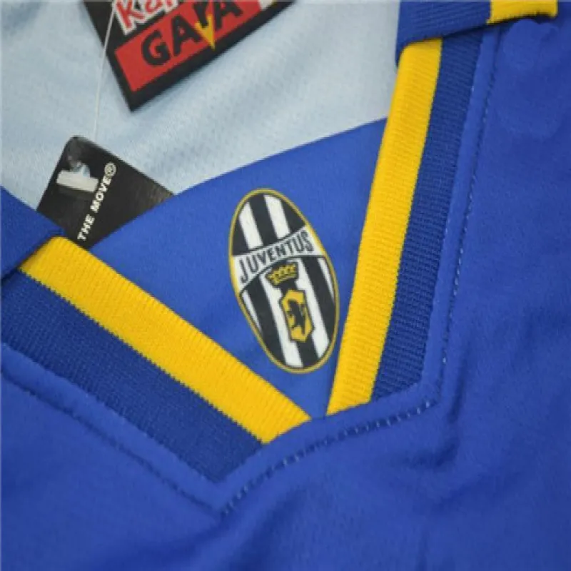 Maglia retro di trasferta della Champions League UEFA della Juventus 1995/96 - Azzurro