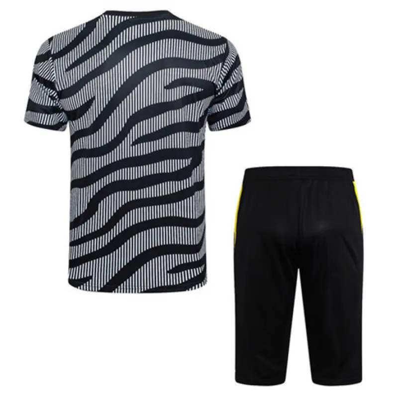 Maglia d'allenamento + shorts della Juventus 2024/25 - grigio
