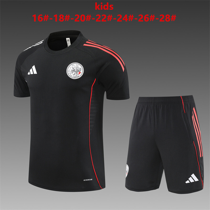 Ajax 2025/26 Kids Training Set black