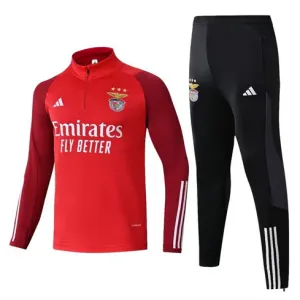 Le sportswear 2024/25 de Benfica - Rouge