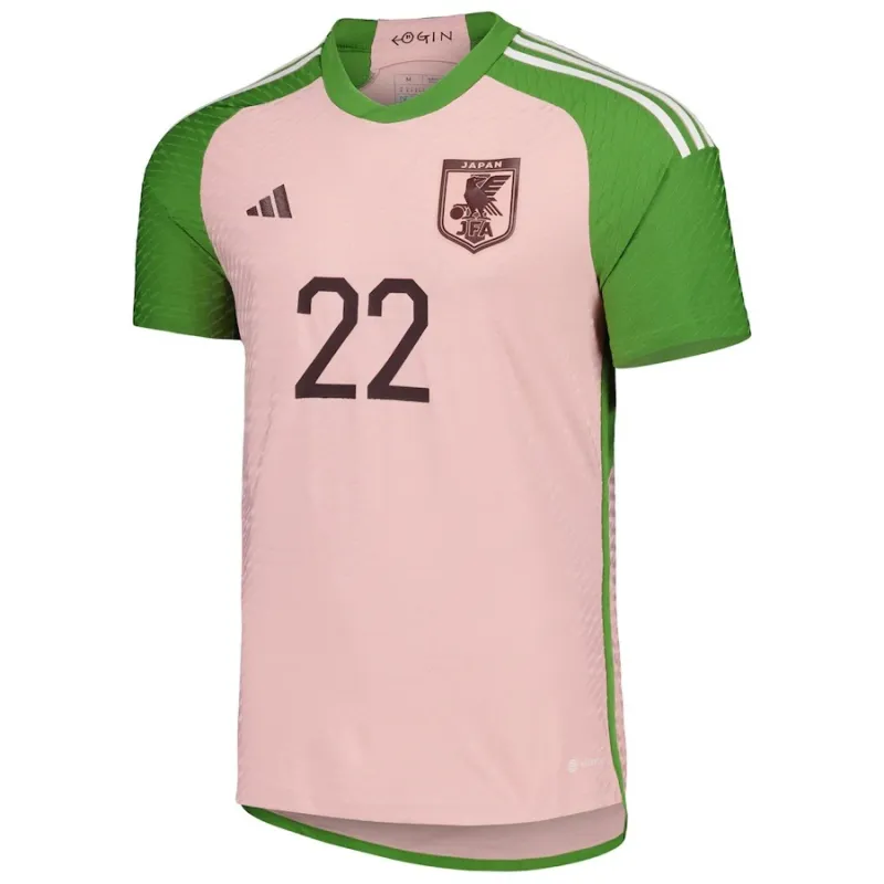 The special edition of the Japanese national team's jersey in pink for the 2022 World Cup.