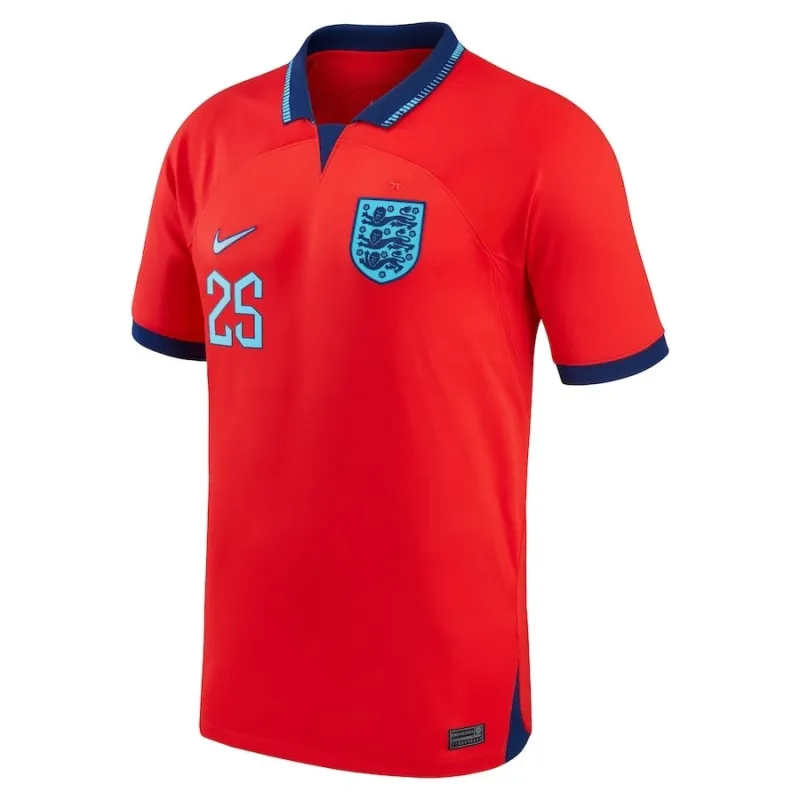Le maillot d'extérieur de l'Angleterre pour la Coupe du monde 2022 de Saka - Rouge