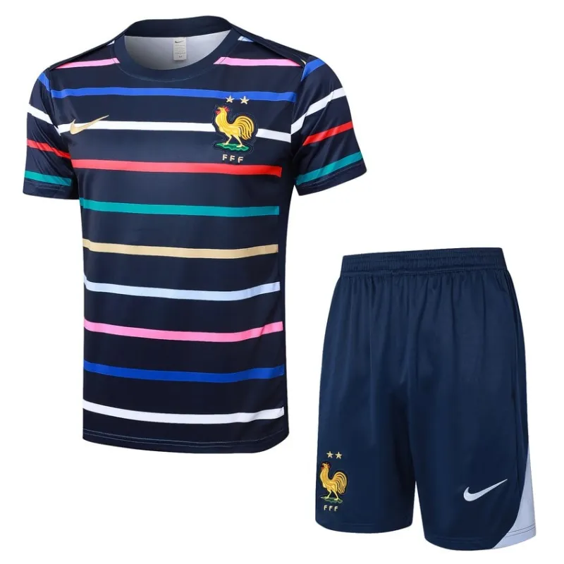 L'abito da allenamento e i shorts della squadra nazionale francese per la stagione 2024/25 - motivo blu.