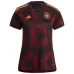 La maglia femminile di trasferta della Germania per la Coppa del mondo FIFA 2022 - Rosa e viola