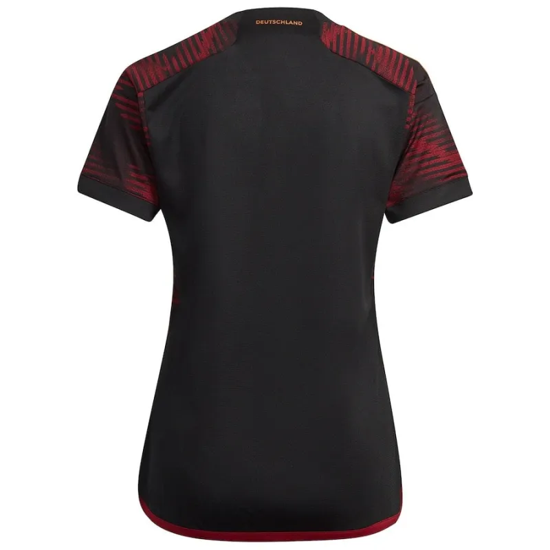 La maglia femminile di trasferta della Germania per la Coppa del mondo FIFA 2022 - Rosa e viola