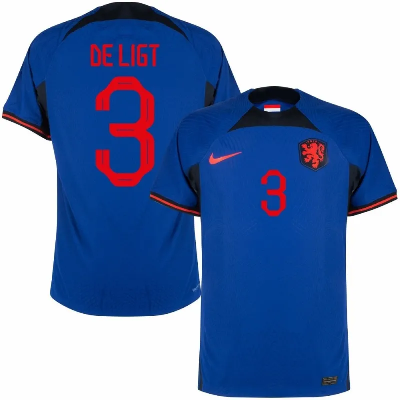 De Ligt's Netherlands' 2022 FIFA World Cup away football jersey - blue