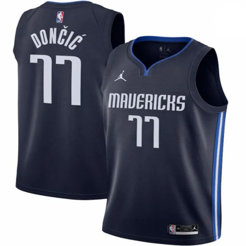 Luka Doncic, Dallas Mavericks Édition Déclaration 2020/21 Bleu foncé