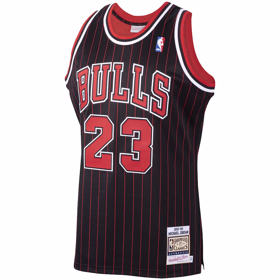 Michael Jordan Chicago Bulls Mitchell & Ness 1995/96 Hardwood Classics Jersey - Black