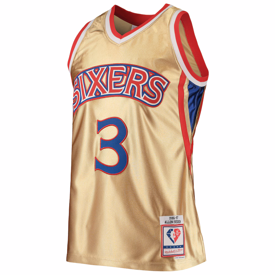 Allen Iverson Philadelphia 76ers Mitchell & Ness Maglia Throwback Classica 1996/1997 per il 75º Compleanno - Oro