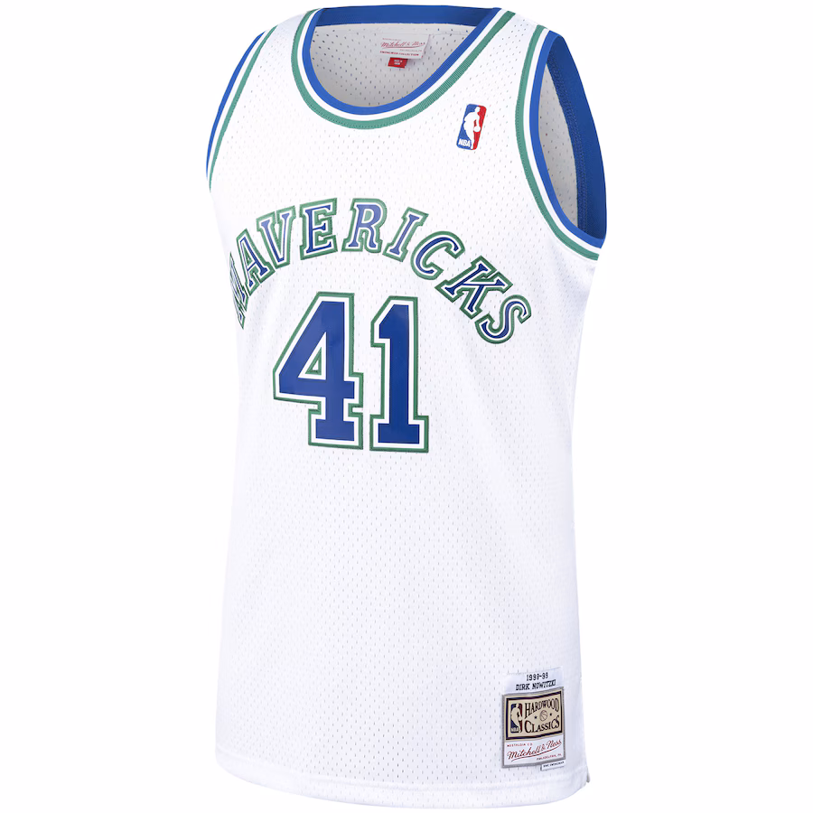 Dirk Nowitzki, Dallas Mavericks, 1998/99 Edizione Classica, Bianco