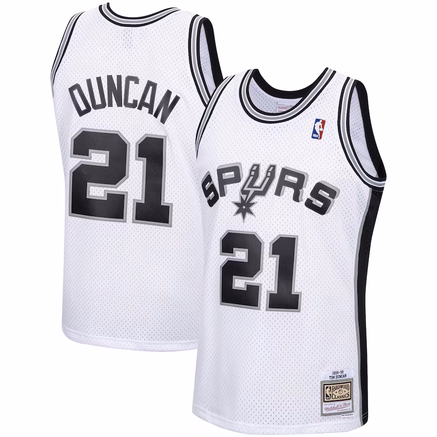 Tim Duncan, San Antonio Spurs, 1998/99 Classic Edition Jersey, White